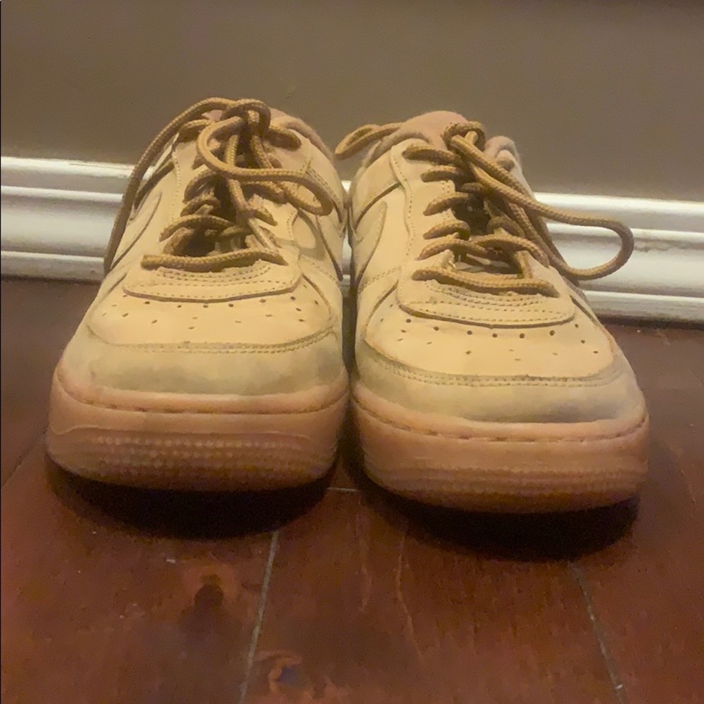 Nike Air Force 1 low flax women’s
